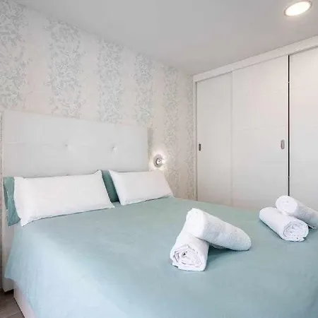 Sunnyland Paraiso Apartment *